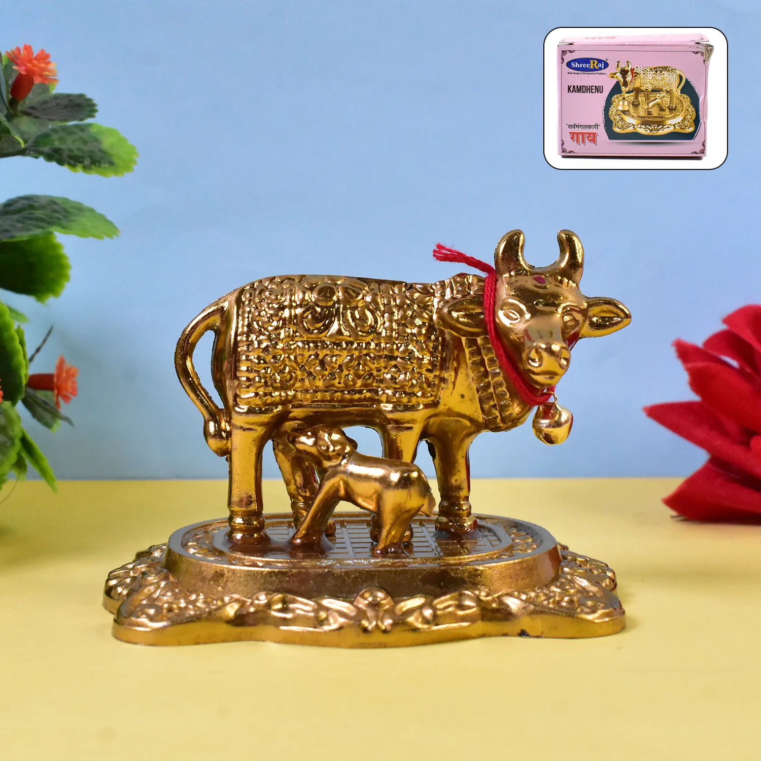 01-4081_metal_golden_kamdhenu_cow_n_calf.webp Golden Metal Kamdhenu Cow Showpiece – Spiritual Home Decor