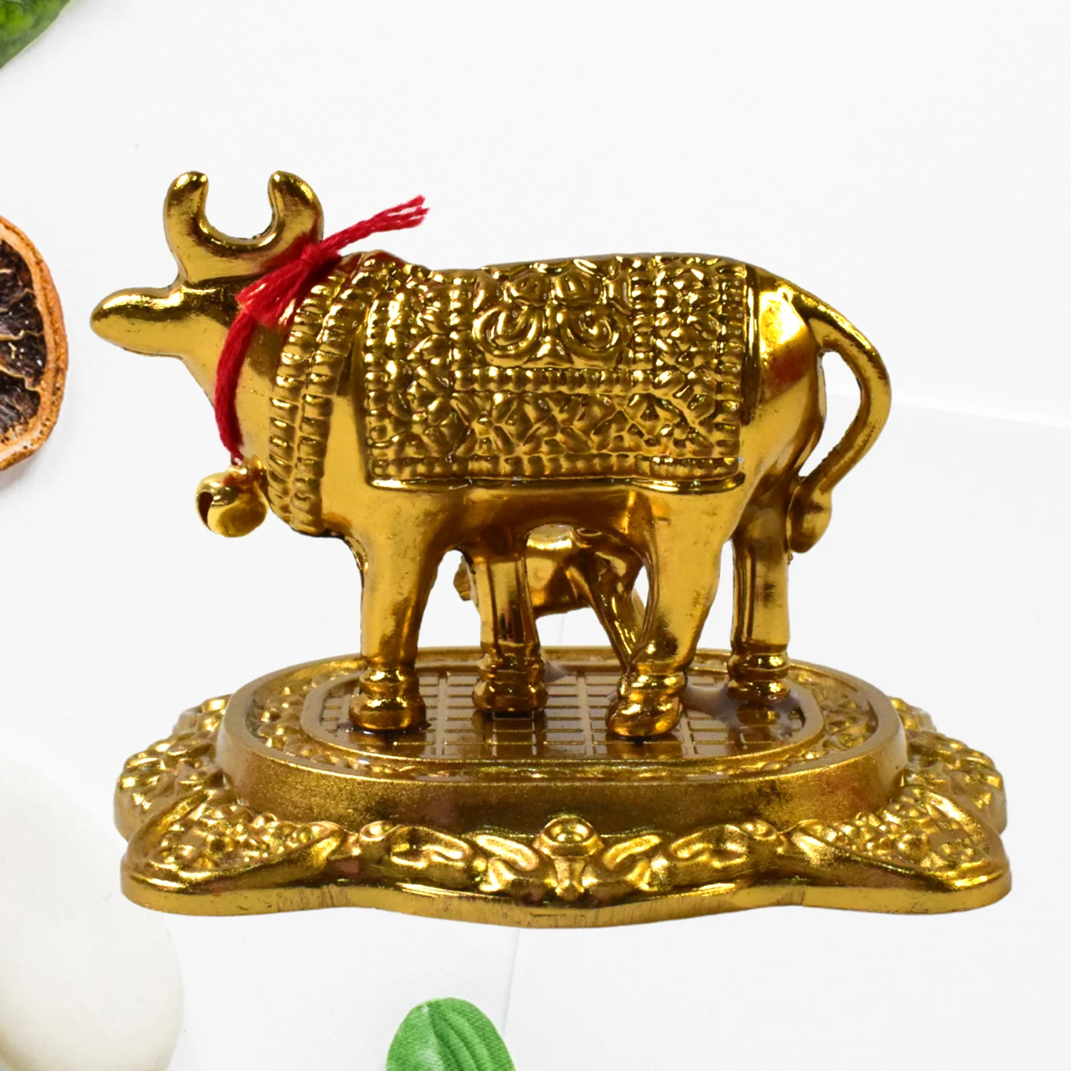 04-4081_metal_golden_kamdhenu_cow_n_calf.webp Golden Metal Kamdhenu Cow Showpiece – Spiritual Home Decor - Decorative Showpiece product image 4