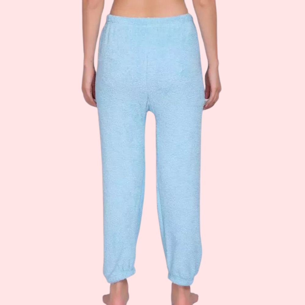 2TbEnVi1fKGO3T6JiX66QSLZAbGmTTMSiA2lb5hs.png Fleece Warm Pajamas for Women – Pack of 2 - Image 3