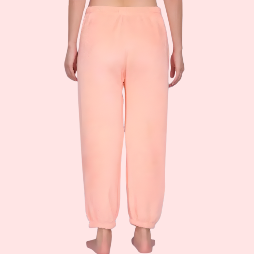 AML6mqLK7V9YTvuVpRwpVLeBH97TvkVUXz9y9spd.png Woolen Pajama Set for Ladies (Pack of 2) - Image 3