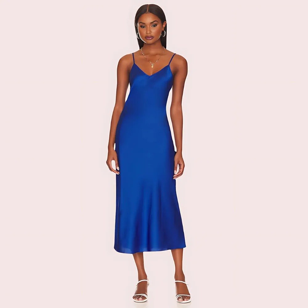 Cne2I9QY8JN8RqLgRstaCOxLtyIqK5Hhz461YDCP.jpg Glamorous Blue Satin Slip Midi Dress