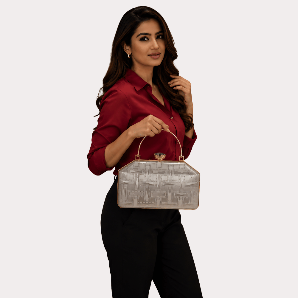 a7oAu8EjeUs1XUt0r3ipMT3qtO12zkgeoHugzP8z.png Crystal Pearl Luxe Statement Handbag - Image 3