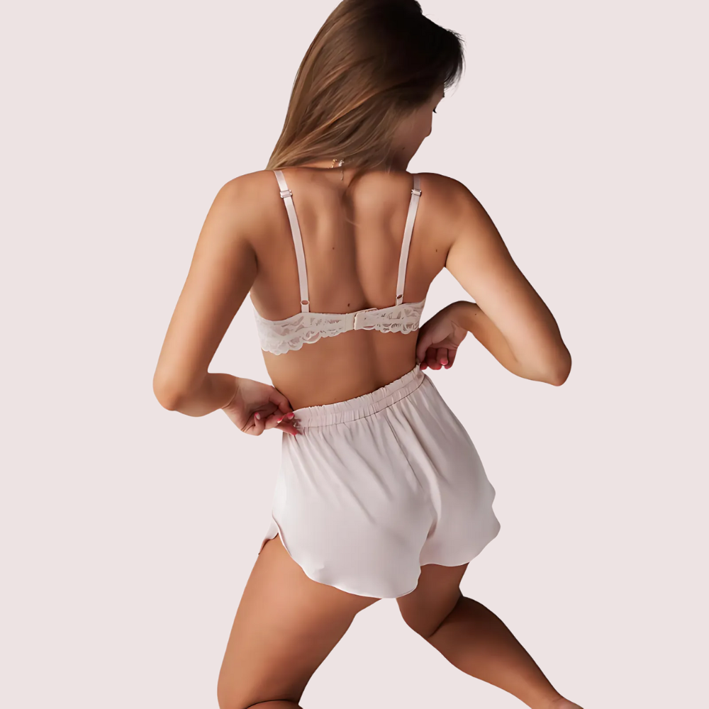 uI7B32zqysFKLeWNK3nnLhAjbmlSJailA53HV7q1.png Timeless Pure Silk Bra Set for Women - Silk Bra Sets product image 3