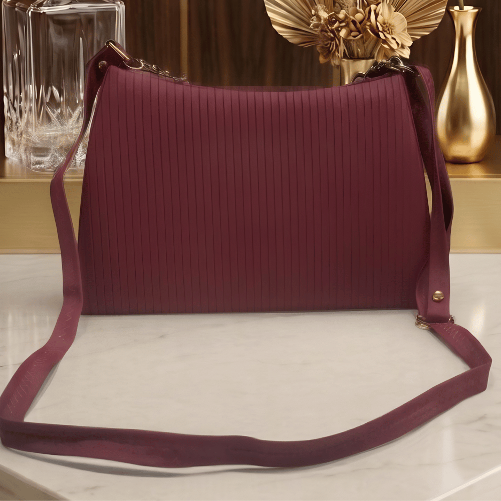 z9hV0a2Up8QPNgvED14woMVA3f5ERWAHiIN2XDAT.png Velvet Wine Elegance Shoulder Bag - Image 3